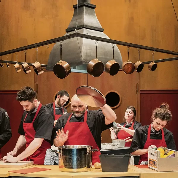 Si vous voulez bien passer à table